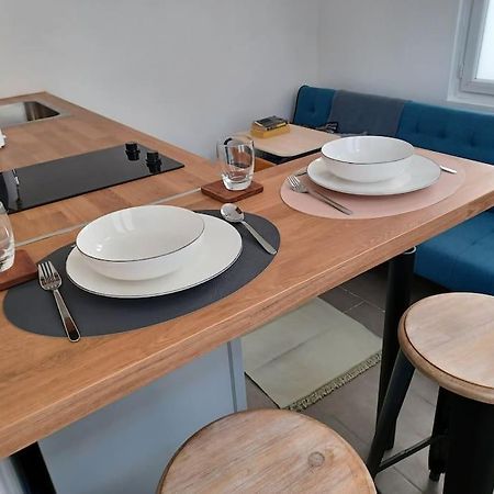 Tiny81 Cozy City Break Appartment Clichy Ngoại thất bức ảnh